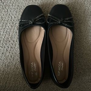 Ballet flats